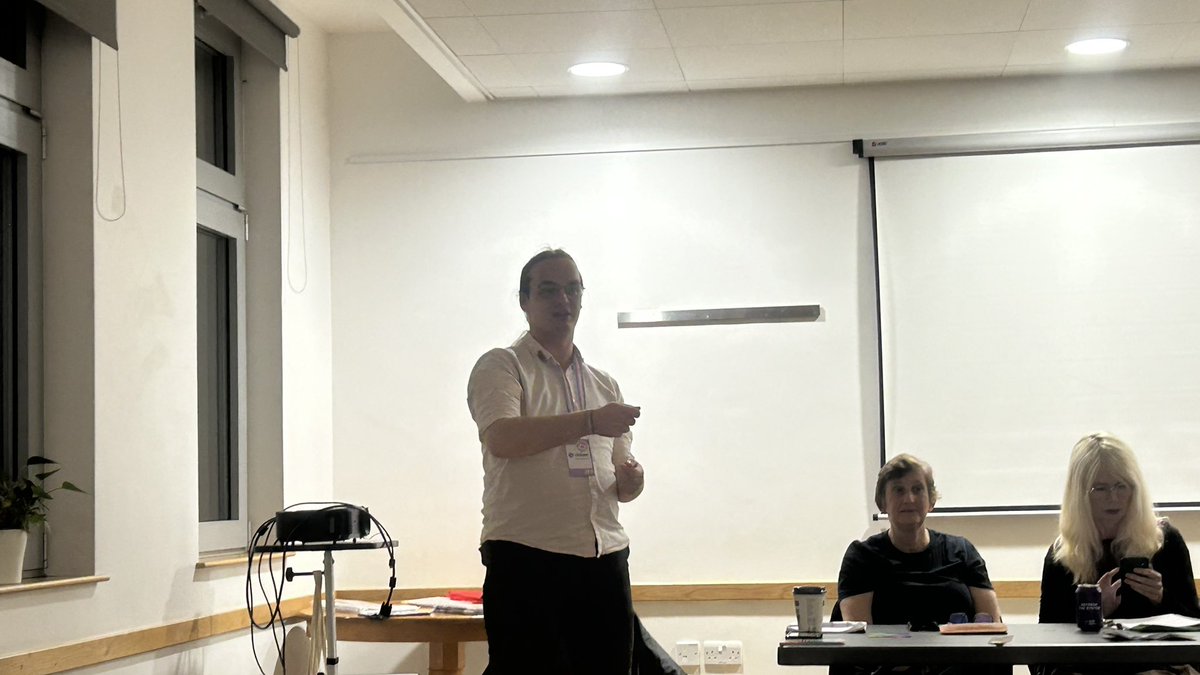 Pride in Labour 🌈 🌹 tweet media