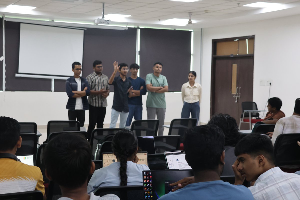 axios_iiitl's tweet image. IIIT Lucknow successfully conducted its internal hackathon for #SIH2025, selecting the most worthy and innovative participants to represent us further. 🚀💡

@SIH2025 @EduMinOfIndia #smartindiahackathon2025 #sih2025 #IIITLucknow