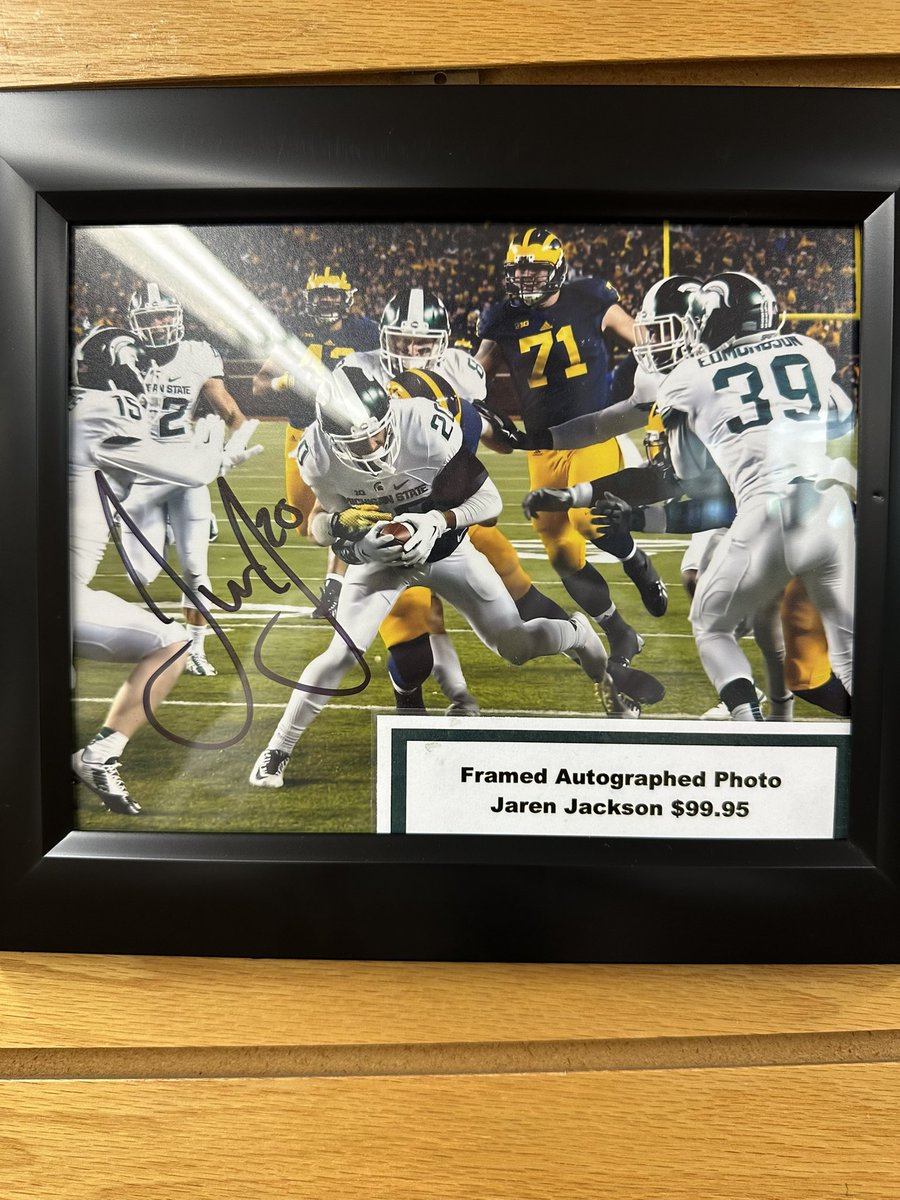 Kyle Warwick tweet media