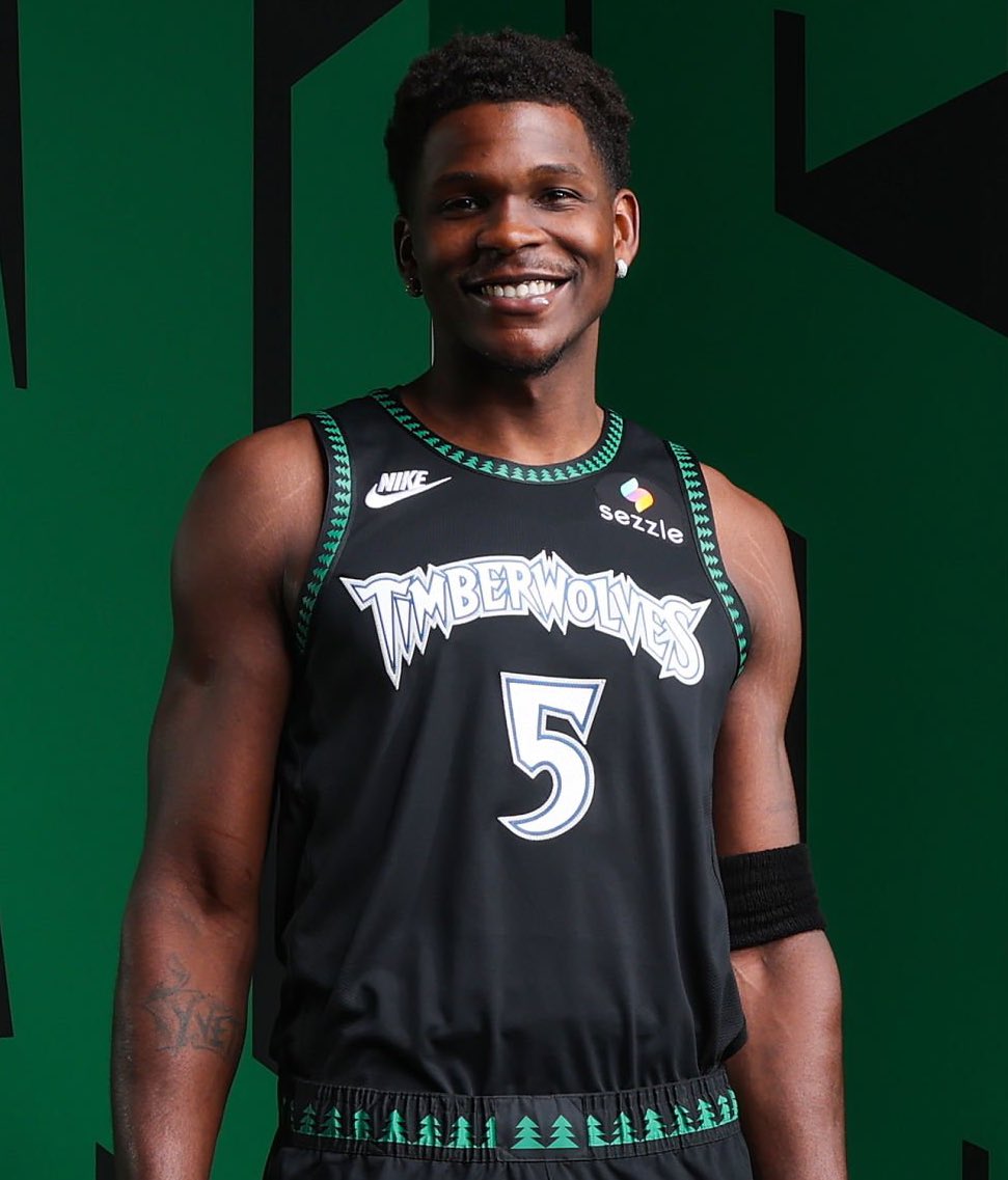 TheDunkCentral's tweet image. Anthony Edwards said his way of staying motivated against lower-tier teams this season is by aiming to set new career-high scoring marks in those games 😅
(Via @JaceFrederick )