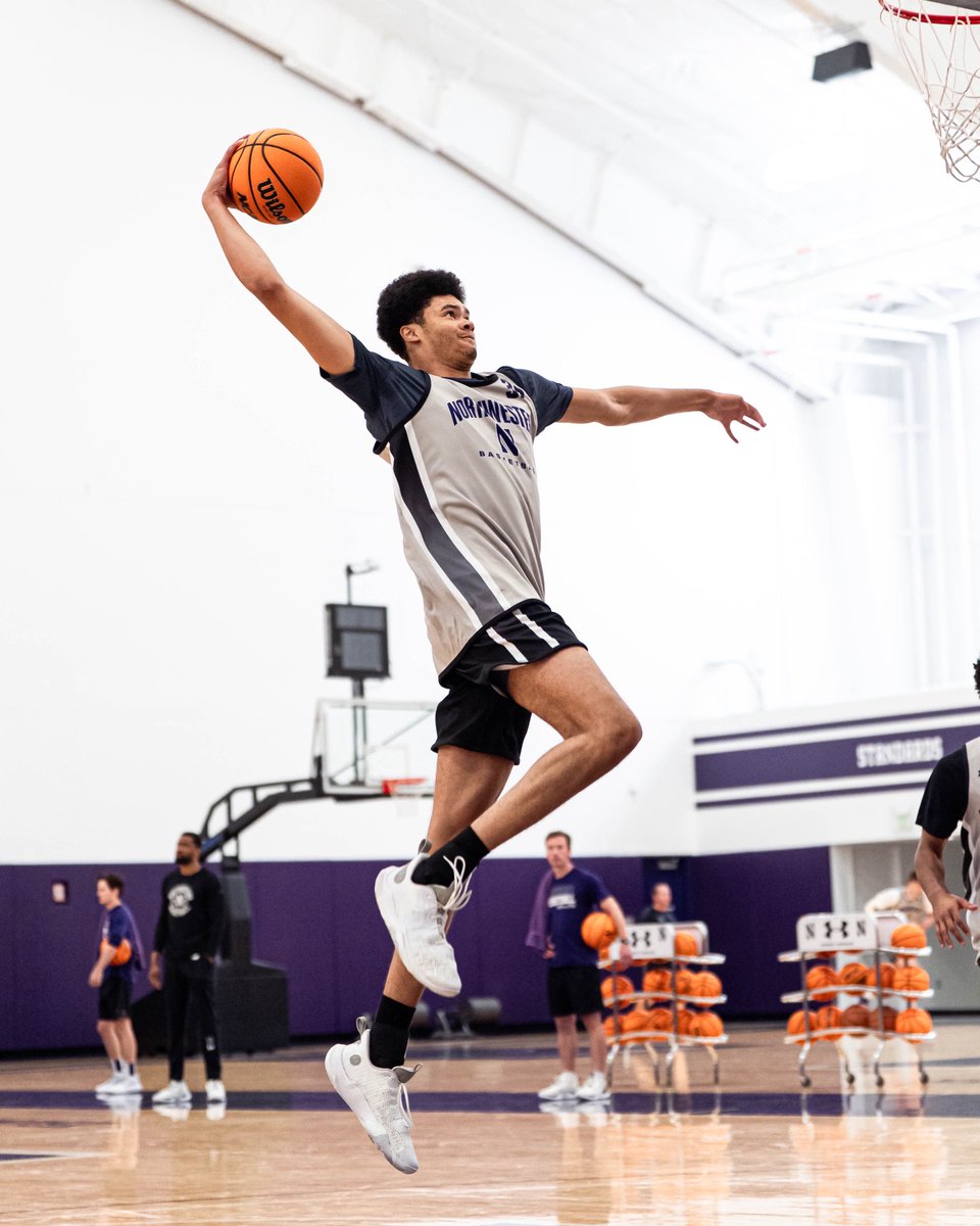 Northwestern Basketball tweet media
