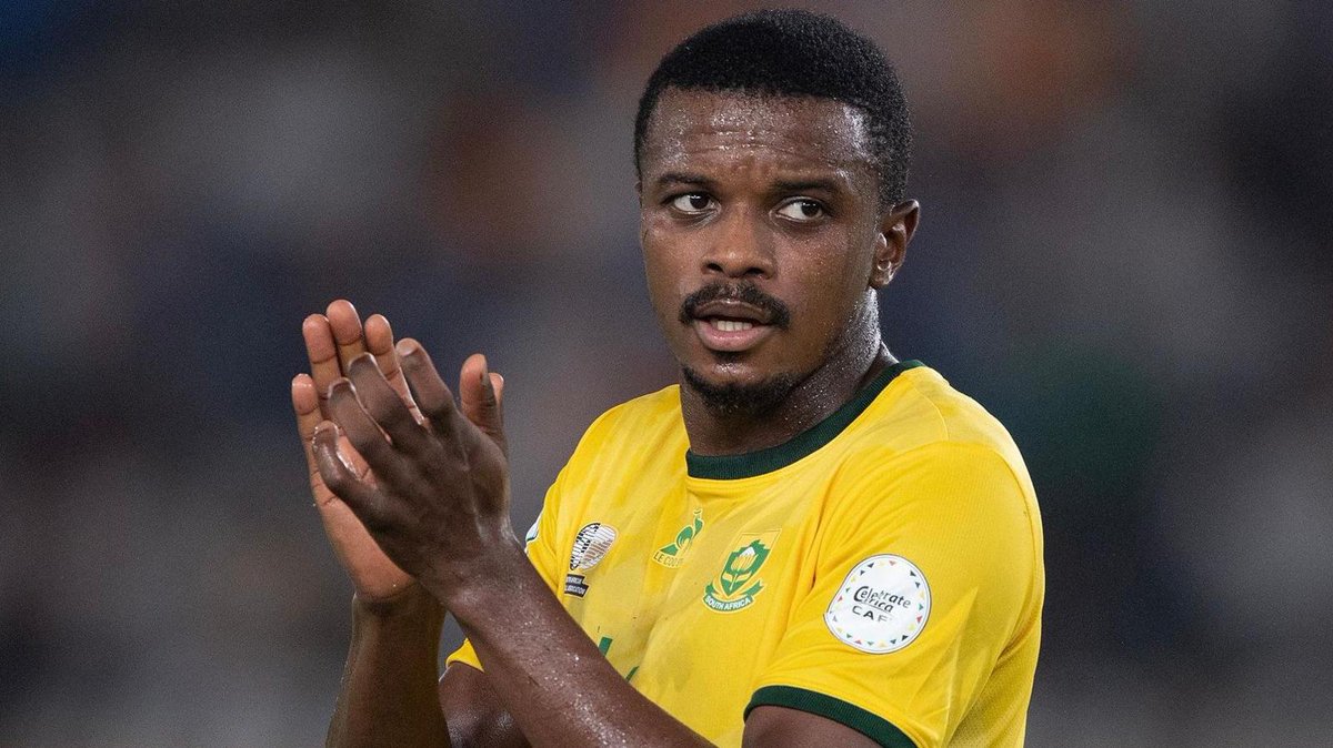 VarAtTheBar's tweet photo. FIFA’s Disciplinary Committee has sanctioned the South African Football Association (SAFA) for fielding an ineligible player, Teboho Mokoena, in a 2026 World Cup qualifying match vs. Lesotho on 21 March 2025. https://t.co/GcPMxfcqNd