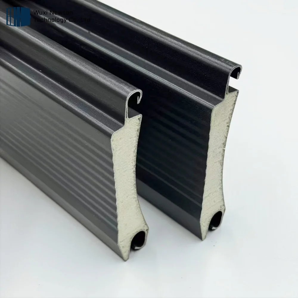 Claire020901's tweet image. Bulk order available.Your trusted roller shutter slat supplier.
Tu proveedor confiable de lamas para persianas enrollables.
Ваш надежный поставщик ламелей для роллет.

#rollershutter  #shutterslat #puertarollup #рольставни 
Email:sales1@newton-tech.cn
WhatsApp： +86-181 1512 2325