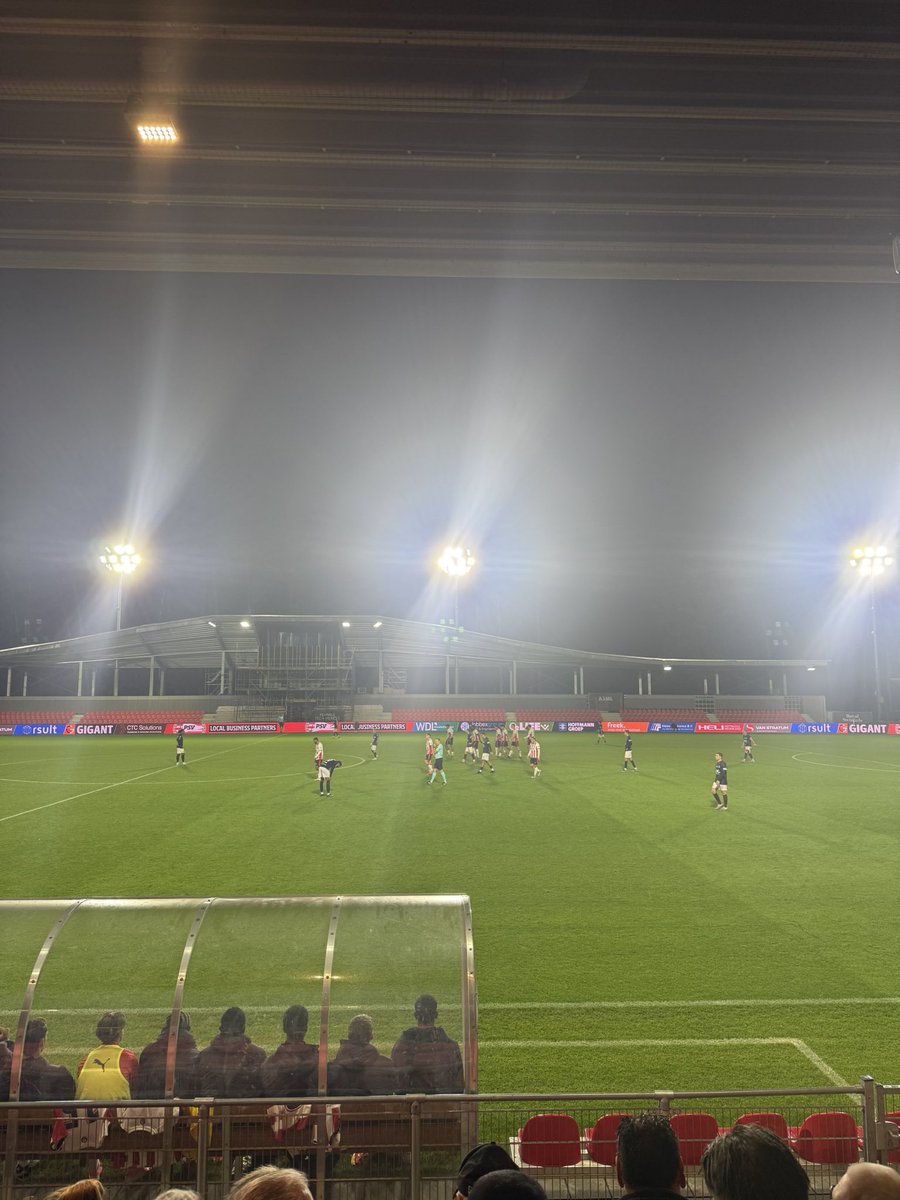 Bennett van Fessem tweet media