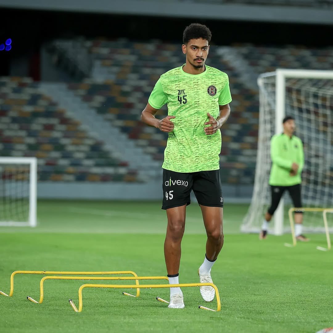 mnbraljazira's tweet photo. 🚨🚨🚨🚨🚨 — @uae__footballl :

العربي يتعاقد مع عبدالله خيري (21 عاماً) مدافع رديف نادي #الجزيرة على سبيل الاعارة ✅ https://t.co/I1CZ6NP9gW