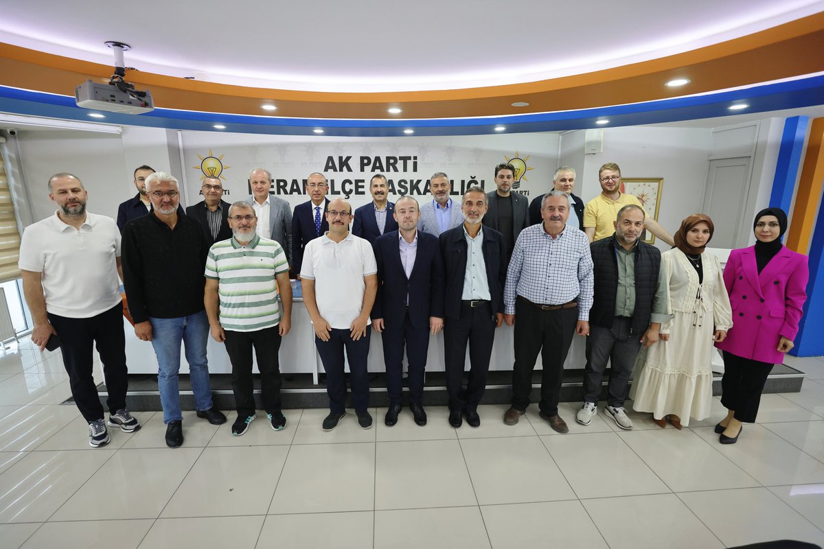 Meram Belediye Başkanımız Sayın Mustafa Kavuş, İl Başkan Yardımcımız, Yerel Yönetimler Başkanımız Sayın Kazım Küçükçöğen ve İl Yönetim Kurulu Üyemiz Sayın Ebuzer Solmaz ile birlikte;

Meram İlçe Teşkilatımızı ziyaret ederek İlçe Başkanımız Sayın Mehmet Munlafalıoğlu ve kıymetli