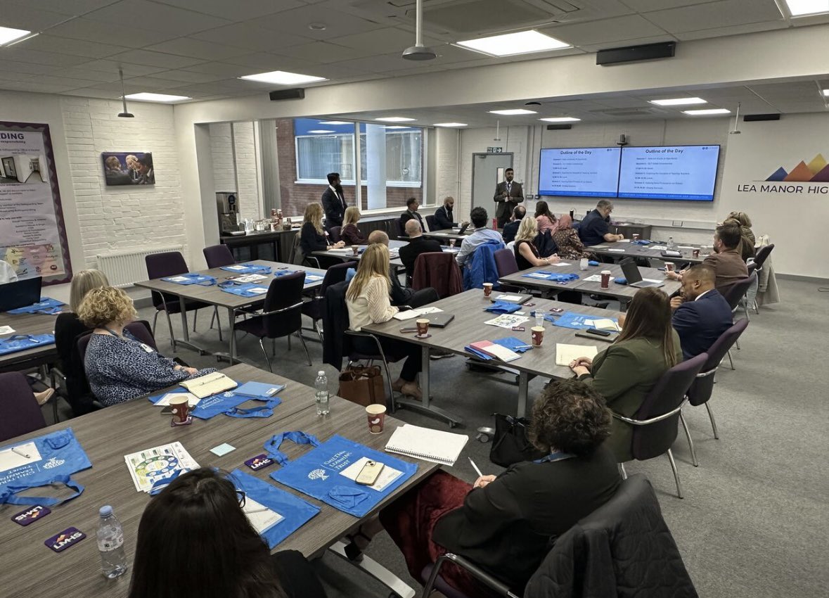 TeachLeadAAli's tweet image. Today I delivered CPD planned with the school improvement team @cotton_nadine&amp;amp;  Flora 2all of our CPD leads&amp;amp;Teaching School Hub leads- leaning on the @TeacherDevTrust latest report on Didagogy. This is day 1 of 3 where we will explore the Why, How&amp;amp;What of planning and teaching…