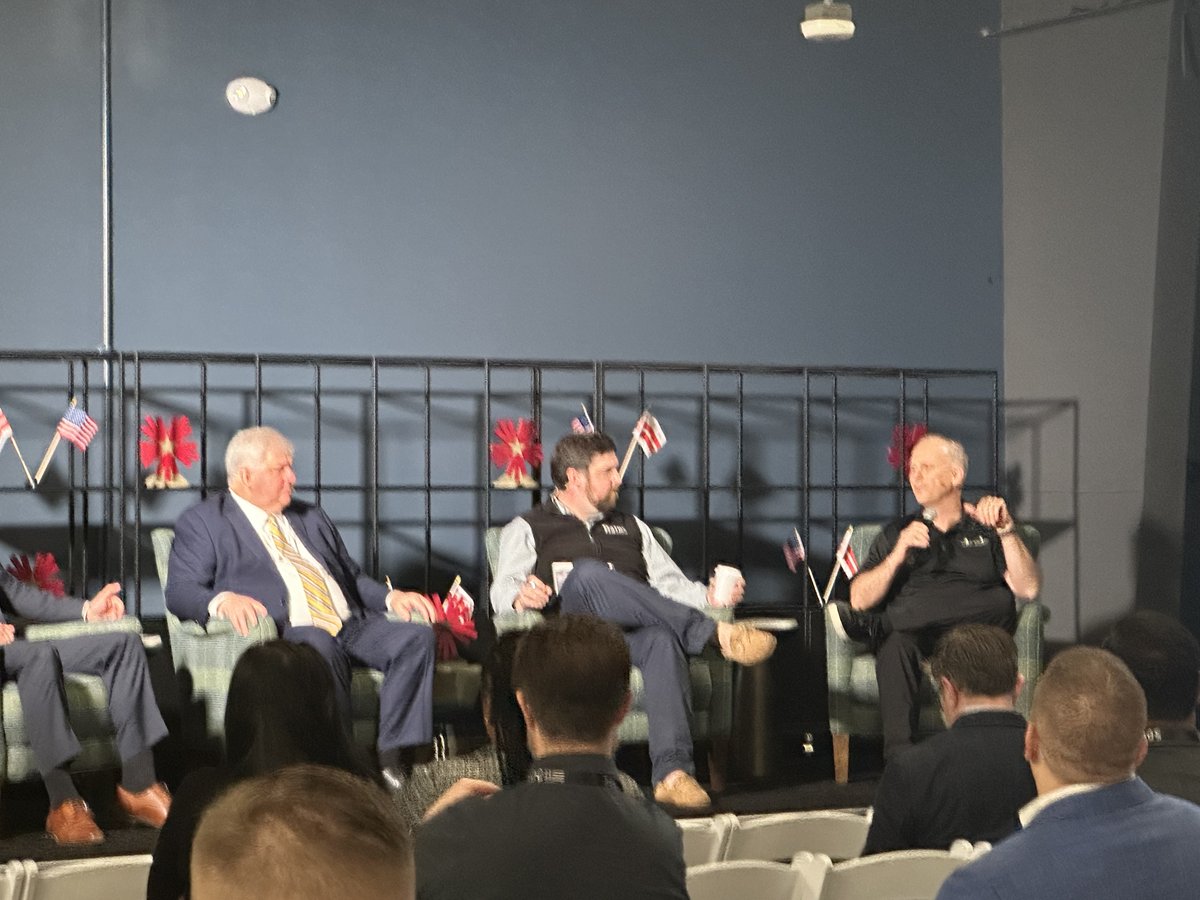 What a week at FedTech Supernova DC 🚀 Leaders across AI, robotics, &amp; defense joined policymakers to shape the future: Sen. <a href="/RogerWicker/">Roger Wicker</a>, <a href="/emilmichael/">Emil Michael</a>  <a href="/DeptofWar/">Department of War 🇺🇸</a>  Brig. Gen. Bartolomei <a href="/AFResearchLab/">Air Force Research Lab - AFRL</a>, Melissa Johnson <a href="/USSOCOM/">USSOCOM</a> + more. Proud <a href="/WingXpand/">WingXpand</a> was part of it. 🇺🇸