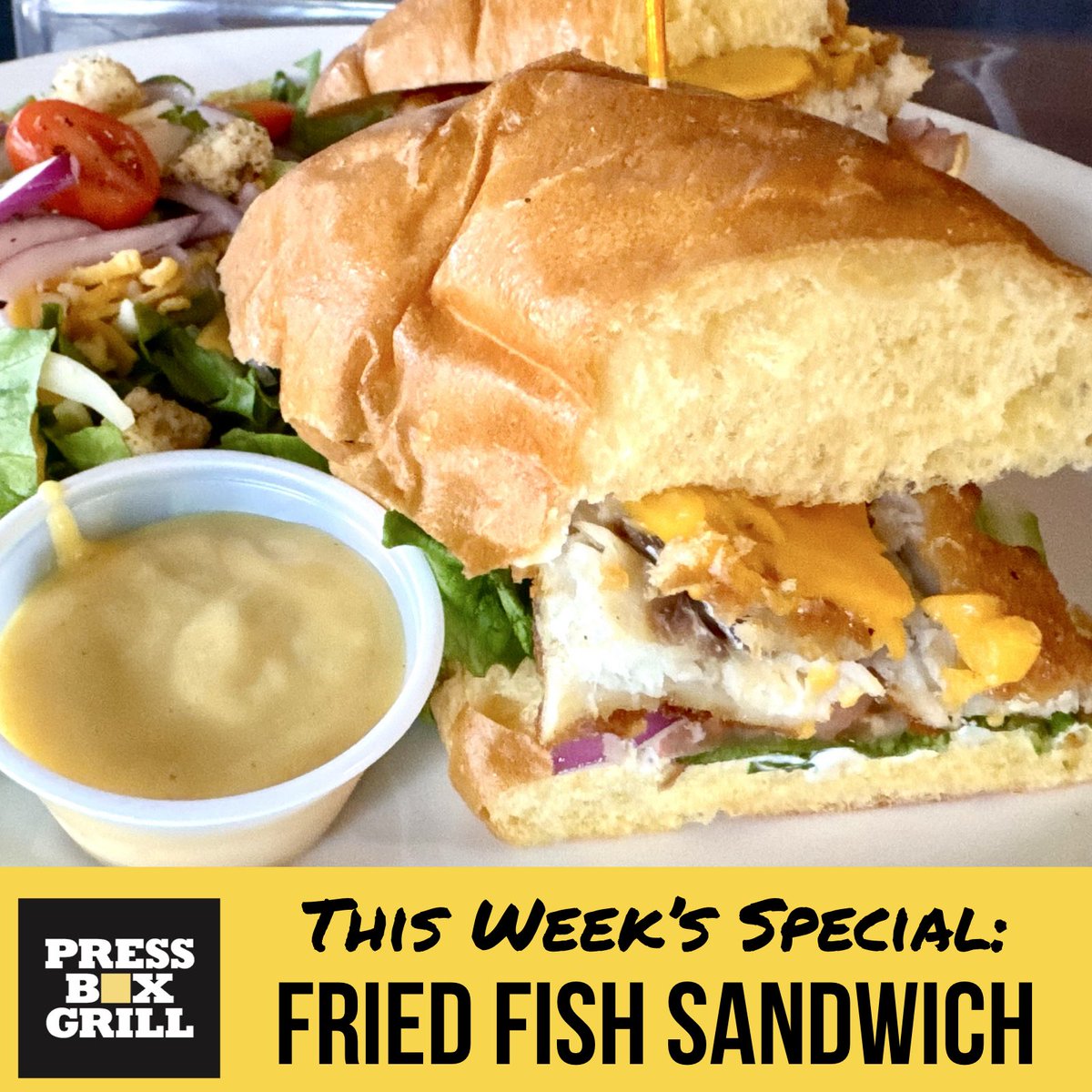 pressboxgrill's tweet image. This week’s special is the Fried Fish Sandwich! Golden fried haddock on a hoagie roll w/ American cheese, house-made tartar sauce, plus lettuce, tomatoes and onion. Served w/ a side salad.
#dallaseats #dallasrestaurants  #dallasfood #downtowndallas #dallas #dallastx #dallastexas
