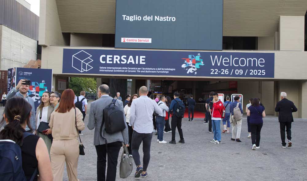 Cersaie Holds Its Own in 2025 – Stone Update bit.ly/3Kktngv