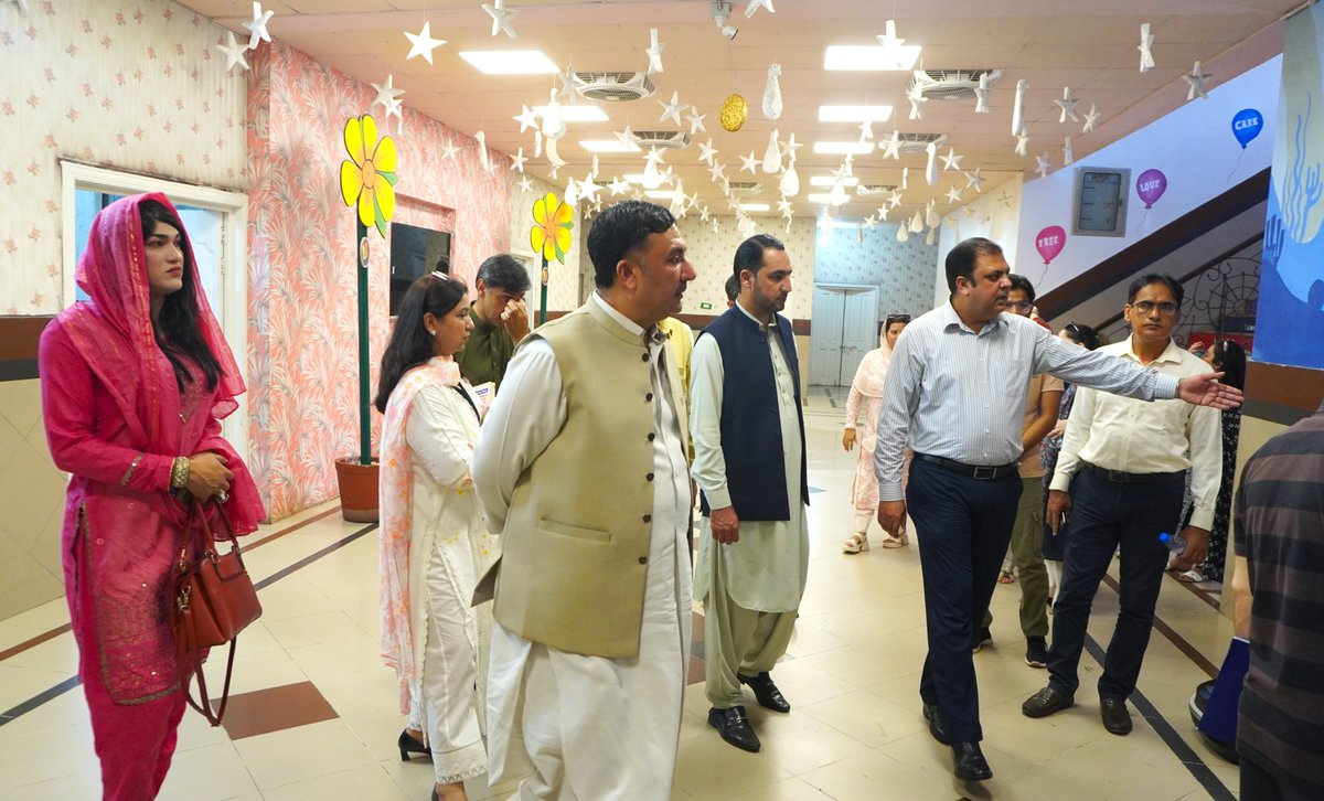PJNPakistan's tweet photo. #AawazII KP Provincial Forum delegation visited Punjab Child Protection & Welfare Bureau (#CPWB) where team shared child-friendly practices, trauma-informed care and CPWB’s vital role in protecting child rights through strong coordination with law enforcement and judicial bodies. https://t.co/a9Px0vGtfP