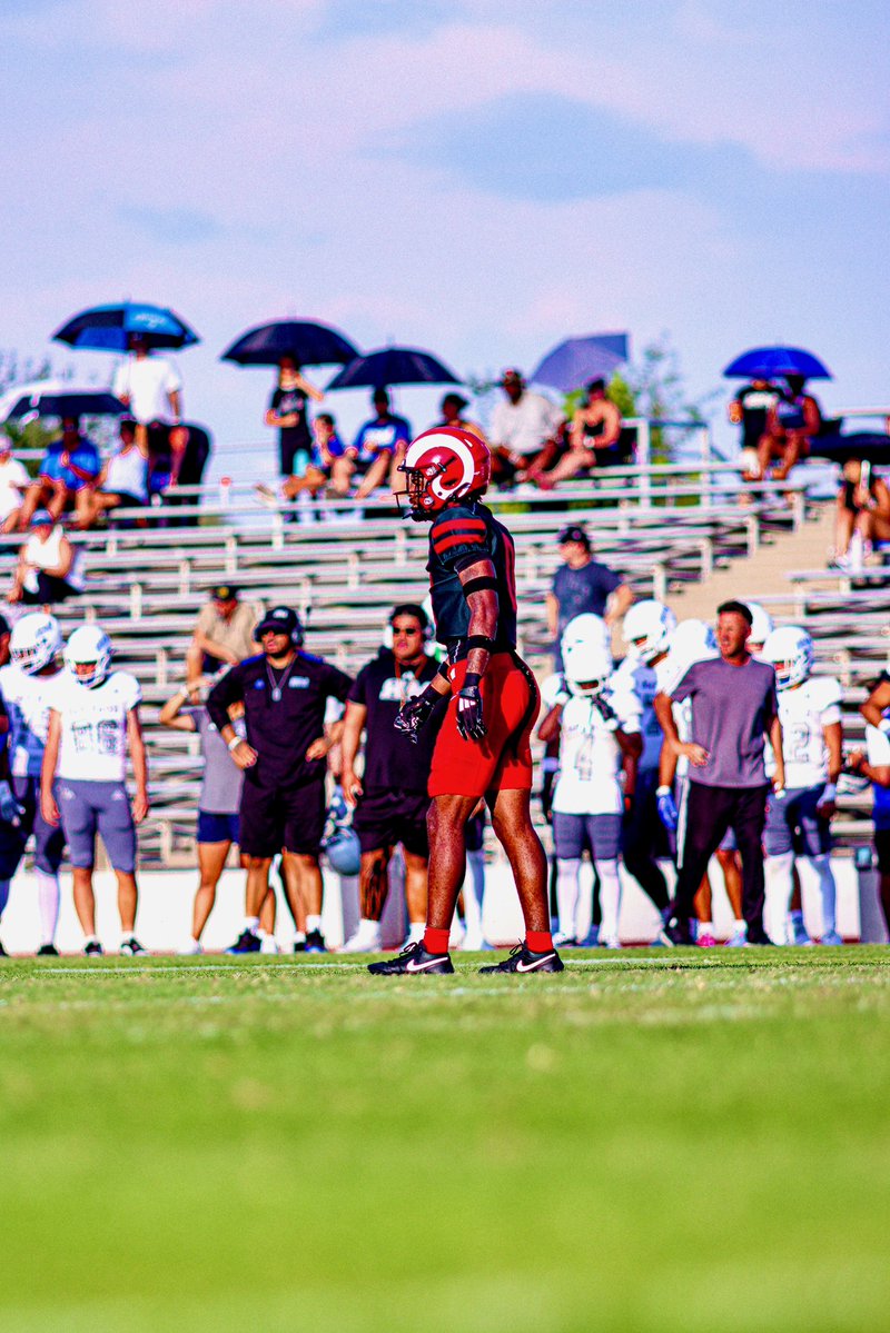 Brandon Holmes (@holmessbrandon) on Twitter photo Mid season tape!
hudl.com/v/2SqawC
<a href="/coachfred1/">Coach Fred</a> <a href="/CoachBrownFCC/">Drew Brown</a> <a href="/goramfootball/">Fresno City Football</a> <a href="/JUCOFFrenzy/">JUCO Football Frenzy</a> Mid season tape!
hudl.com/v/2SqawC
<a href="/coachfred1/">Coach Fred</a> <a href="/CoachBrownFCC/">Drew Brown</a> <a href="/goramfootball/">Fresno City Football</a> <a href="/JUCOFFrenzy/">JUCO Football Frenzy</a>
