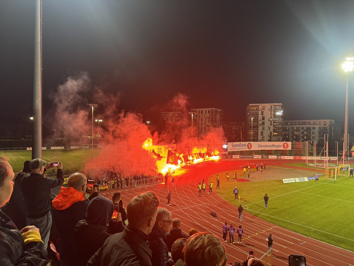 Magnus Polden tweet media