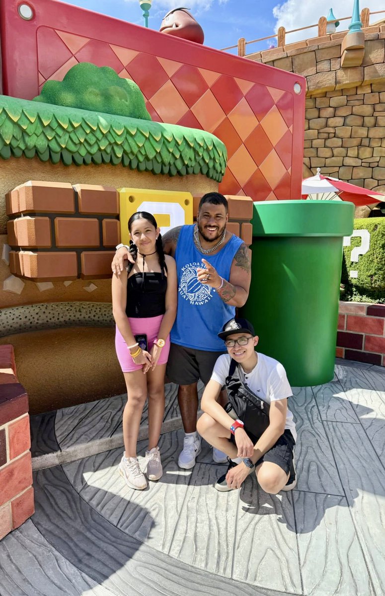 Coach Barker tweet media