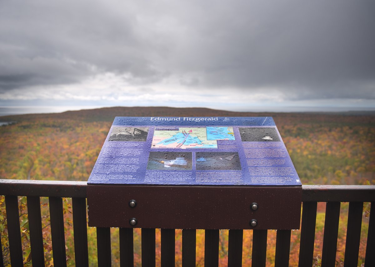 OntarioParks's tweet photo. Fall colours season is in full swing and northeastern Ontario delivers the views. 🍁 From golden tamaracks to dramatic waterfalls, these trails are must-sees this fall: https://t.co/nWv6TxOOOc

#FindYourselfHere #FallColours #OntarioParks https://t.co/PvZG4Iu67d