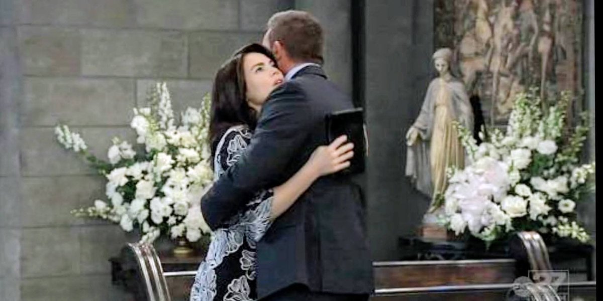 LGOTweets's tweet image. So tired of @GH bringing people over from other soaps and also back from the dead when they have pure gold at their fingertips #Liason 
#LiasonReunionNow