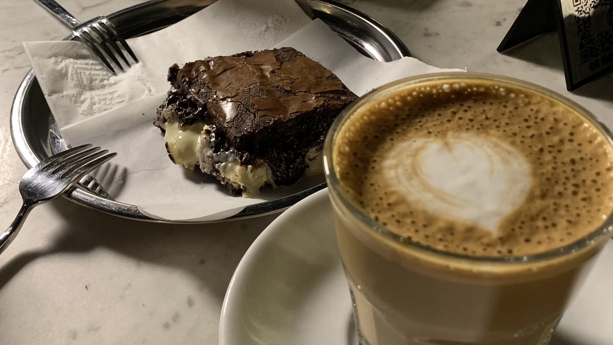 lbeyzalm's tweet photo. flat white>>>>>> https://t.co/x5yWLf7Q5h