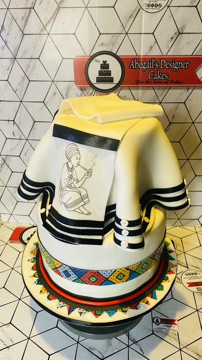 abegailscakes1's tweet photo. Xhosa traditional cake.
#xhosatraditionalcake #zulu https://t.co/K80b21KiKk