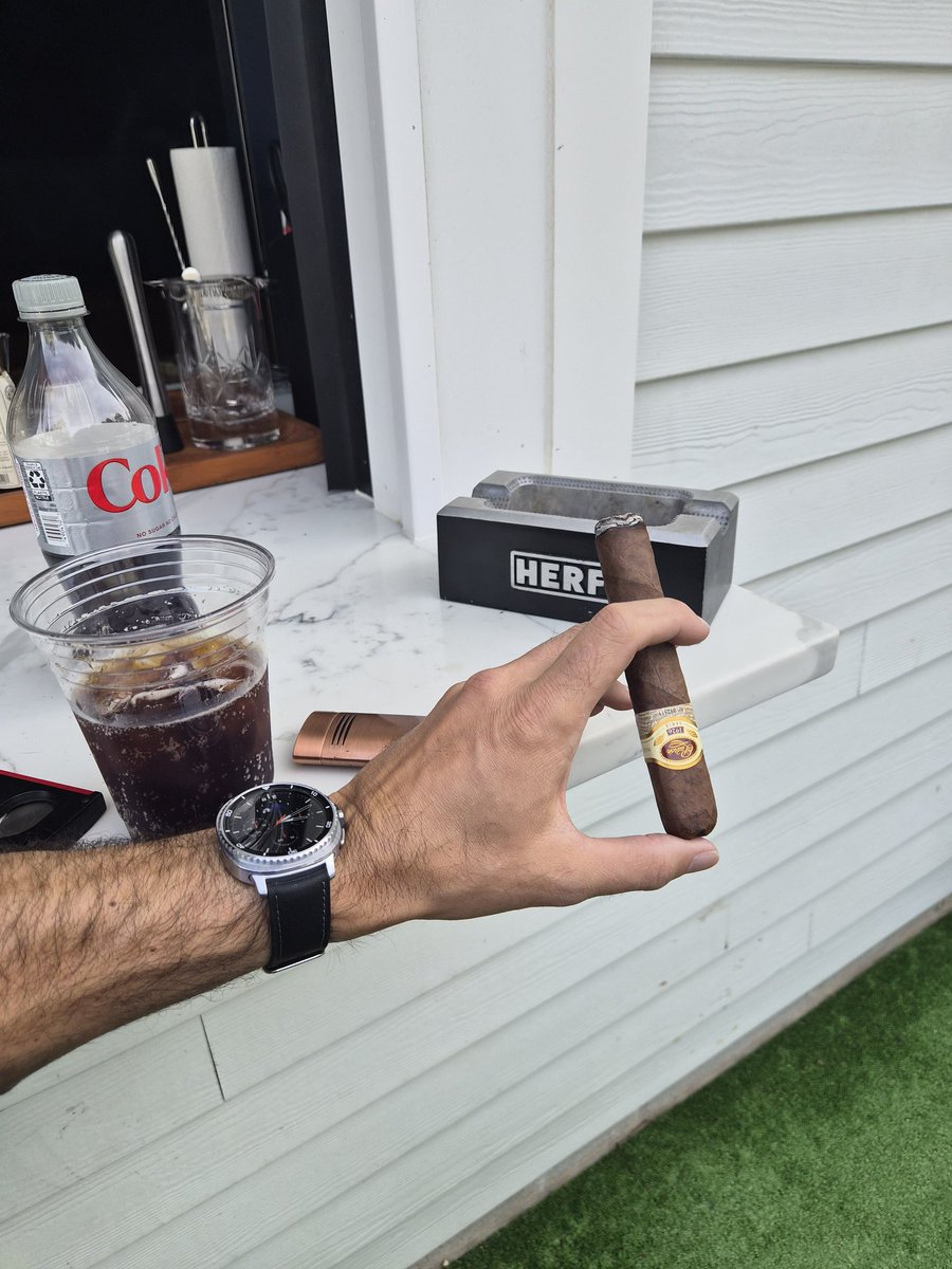 Relax #CigarCommunity