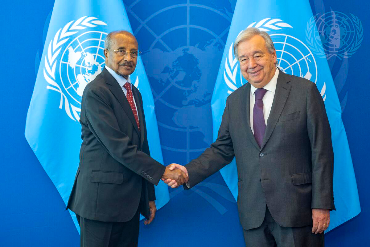 H.E. Mr. Osman Saleh Mohammed, Minister for Foreign Affairs of the State of #Eritrea met UN Secretary-General António Guterres in NY. 

The Secretary-General and the Minister discussed peace and security in the Horn of Africa region, as well as ways to strengthen development