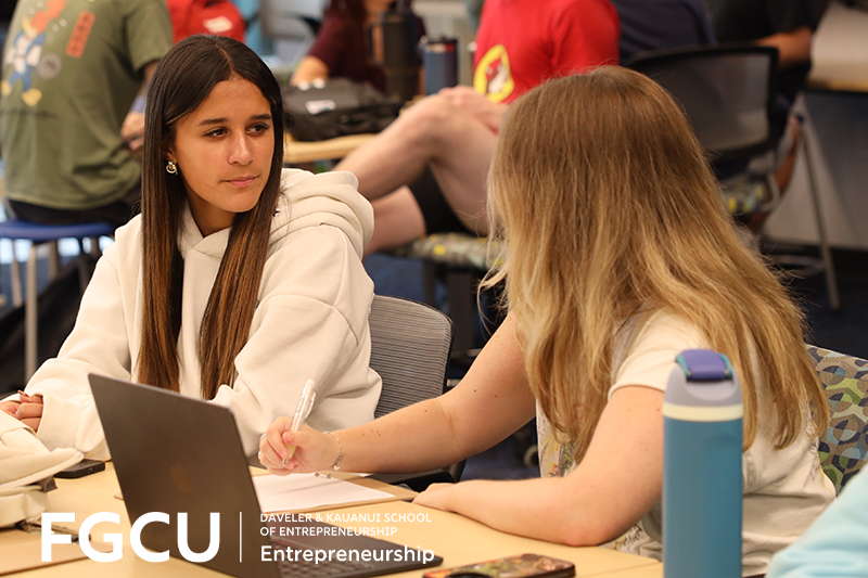 Today is Interview Day for our Introduction to Entrepreneurship and Social Entrepreneurship courses! Upperclassmen and underclassmen are coming together to practice, learn, and sharpen their professional skills with guidance from Dr. Colleen C. Robb and Annie Stout. 
#FGCU