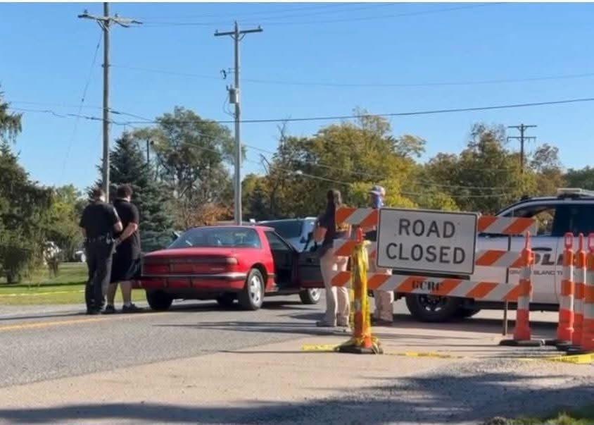 🚨BREAKING UPDATE: On the scene of the Grand Blanc, Michigan church shooting, a 21-year-old male just drove through the police barricade with a long gun in the front seat. 

The driver has been arrested.

His intent was harm. This isn't going to stop.