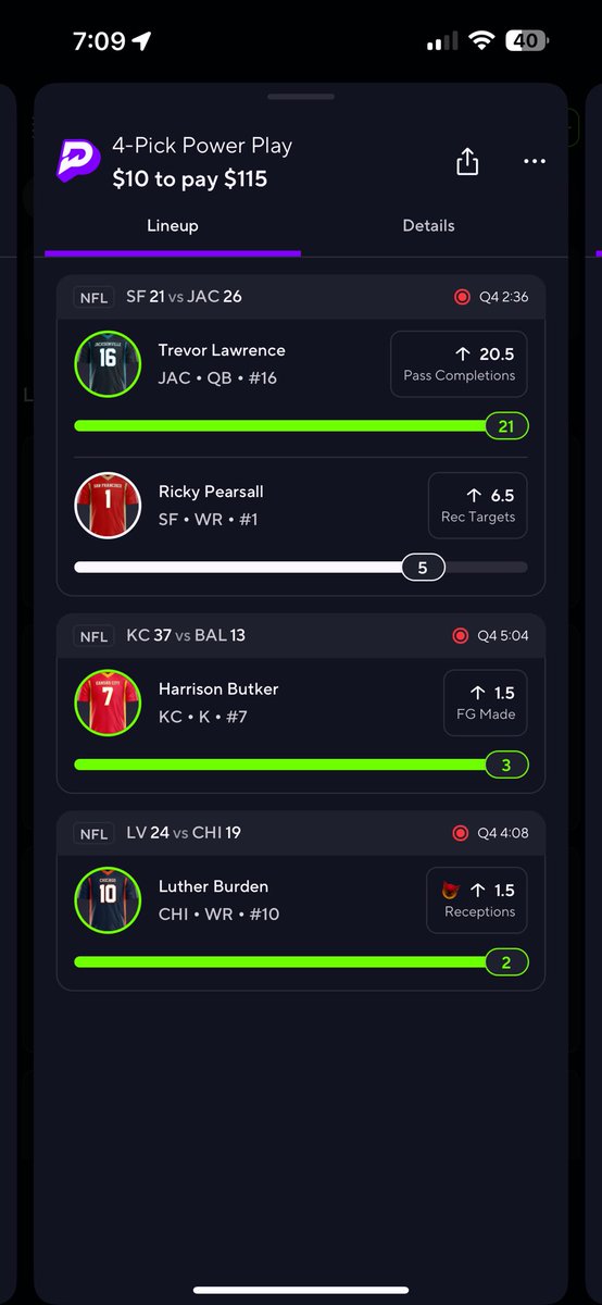 xKvngE's tweet photo. Man yesterday was close to being pure cinema🫩 Injuries hurt + Titans……. #Prizepicks #Football #SNF https://t.co/wWWt8xykDr