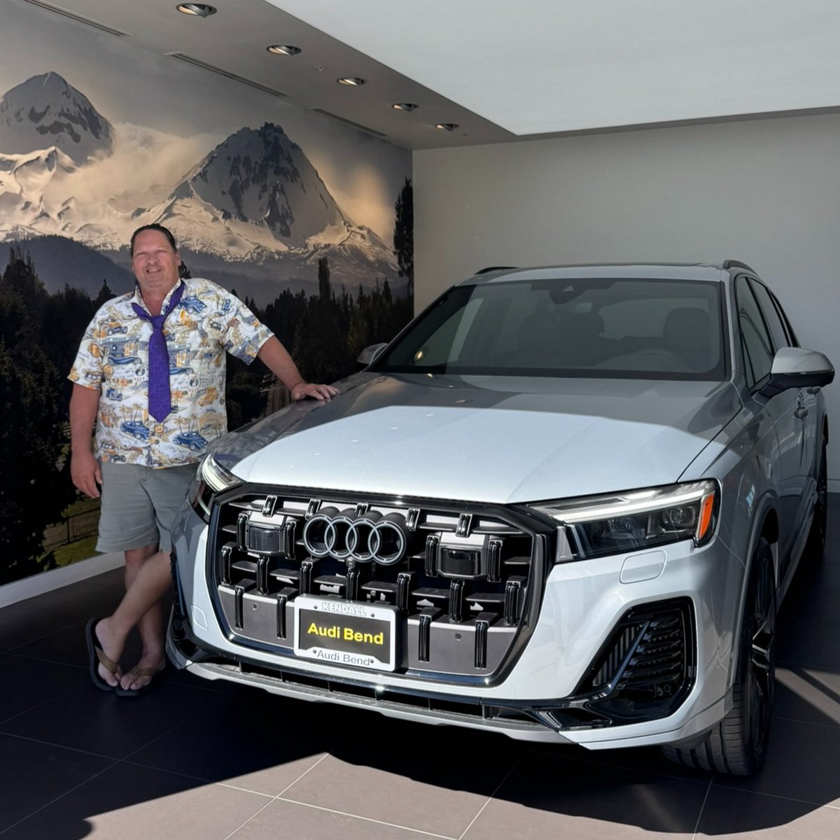 audibend's tweet image. Congratulations Robert V! Thank you for trusting Ryan Hendricks to help you.
Accessorize your driveway: nuvi.me/twpt2c
 #AudiQ7 #AudiBend #LuxurySUV #Audi #BendOregon