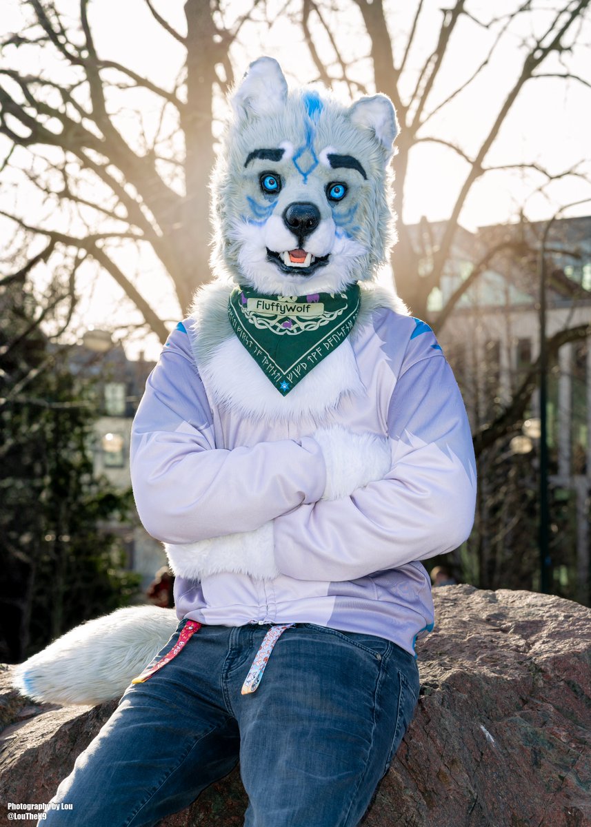 🐺 <a href="/FlauscheWolf/">Fluffy Wolf</a>
📸 Done by me
©️ CC-BY-NC-ND