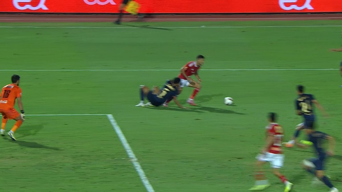 يا ام السعد اعدلي الحصان 
#الاهلي_الزمالك