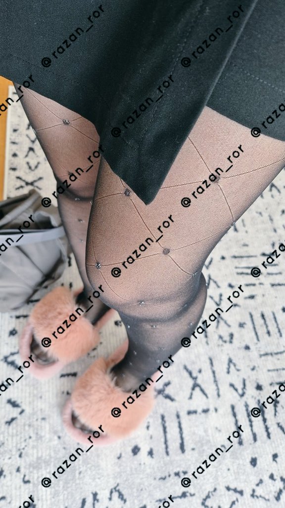 عشان ما تضيع وقتك ووقتي، الخاص للمتحرر اللي حبيبته متصورة اله ومسيطر عليها  او مصور زوجته وبده يتحرر في السر من غير فضايح ولعب وعيال وهبل😌 كل اللي عليك تبعتلي رساله حالا فيها 
صورتهااااا واسمكم وسنكم
وأنا هرد عليك لو عجبتني ولفتت نظري❤
غير هيك ولا هعبرك😅