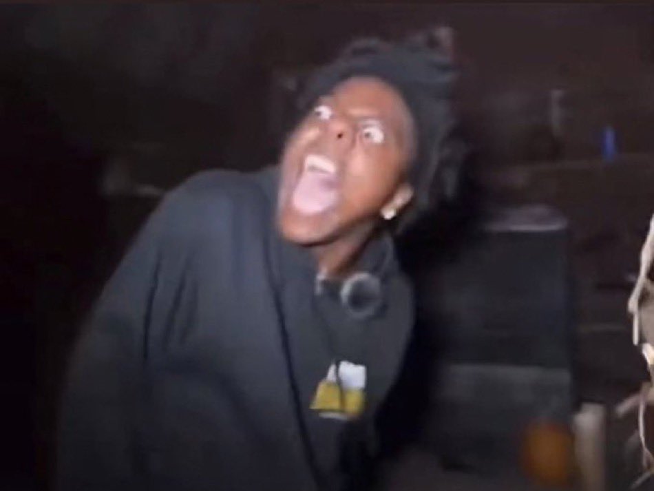 Les noires on vous avait dit de plus y aller !!!!!! Vous croyez qu’on a l’énergie pour combien d’Ebony!!!!!!
