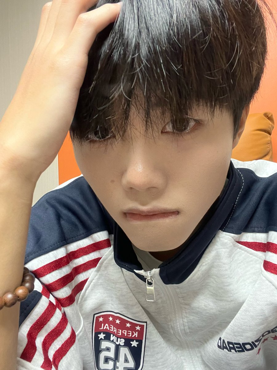 fanqi01's tweet photo. https://t.co/2bzCkSfnkn