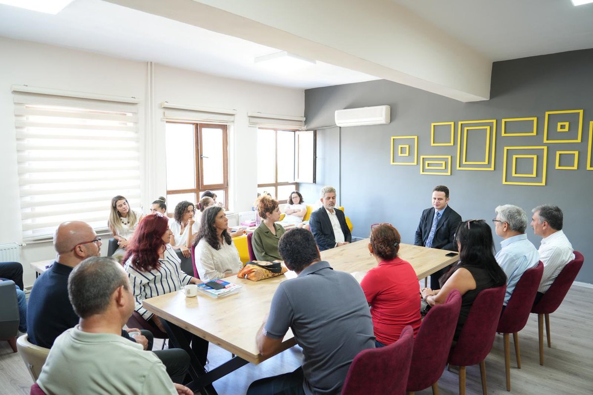 İl Milli Egitim Müdürümüz Emre ÇAY okulumuzu ziyaret ederek ögrencilerimiz ve ögretmenlerimizle bir araya geldi. <a href="/mugla_mem/">Muğla İl Millî Eğitim Müdürlüğü</a> <a href="/mentesemem/">Menteşe İlçe Milli Eğitim Müdürlüğü</a> <a href="/emrecay55/">Emre ÇAY</a>