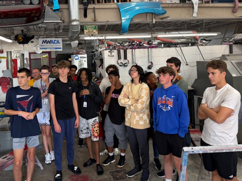 ValleyParkHS's tweet image. 🚍 Sophomores visited South Tech! A chance to explore hands-on learning &amp;amp; future career paths. #LimitlessLearning #VPPride
