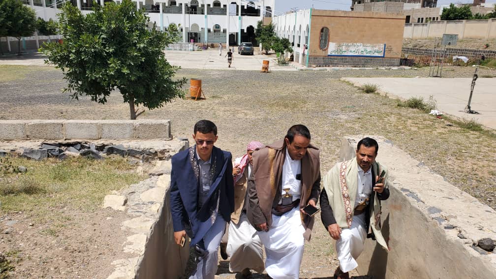 بمشاركة عدد من المعنيين مدير عام #مديرية #السبعين الأستاذ محمد مطهر الوشلي يطلع على سير العملية التعليمية في مدرسة شهيد القرآن بالمديرية.