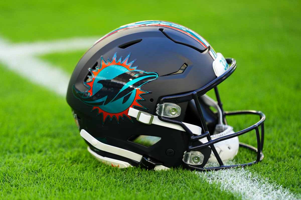 NFL tweet media
