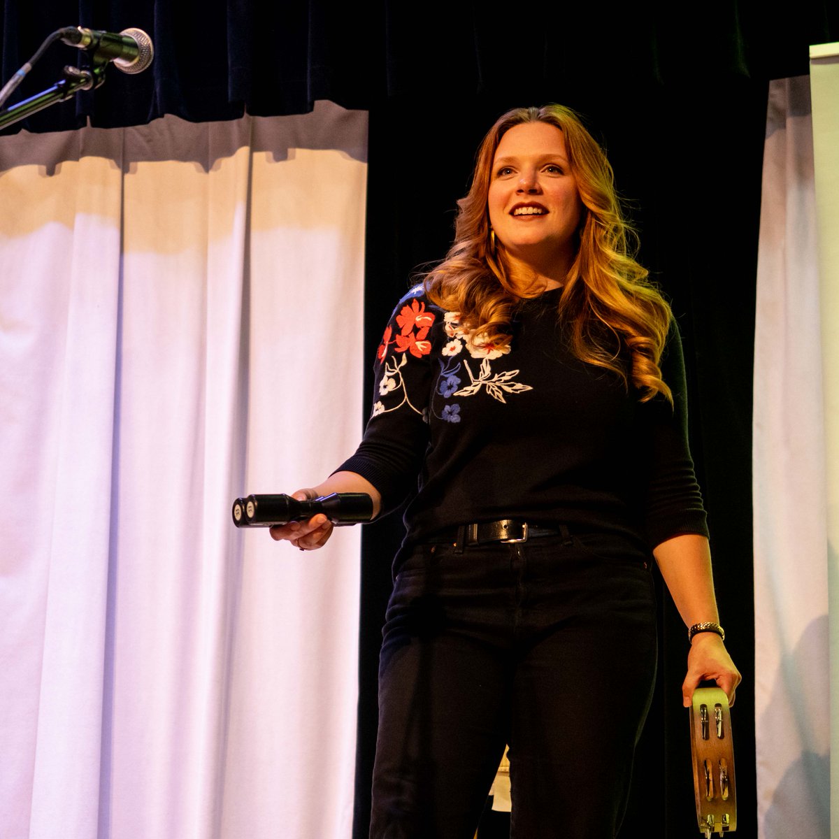 The new fall season continued on Saturday night at the <a href="/BowValleyMusic/">BowValley Music Club</a> club. Closing the show was the wonderful <a href="/CatMacLellan/">Catherine MacLellan</a>. She was joined by our own Calgarians Tim Leacock and <a href="/ShayeZadravec/">Shaye Zadravec</a>. Needless to say this was an outstanding set!!