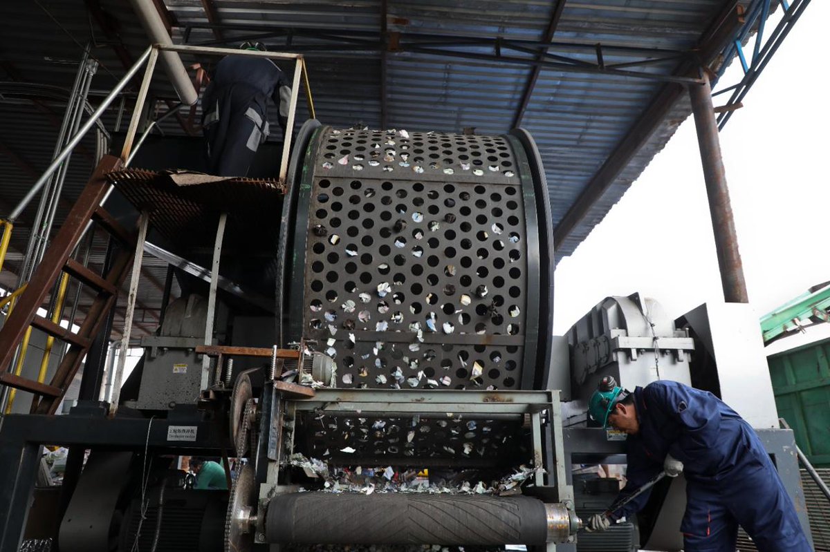 El Instituto Electoral del Estado de Zacatecas llevó a cabo el traslado, destrucción y reciclaje de la documentación electoral utilizada en el Proceso Electoral Extraordinario del Poder Judicial del Estado de Zacatecas 2025, en cumplimiento al acuerdo ACGIEEZ082X2025.