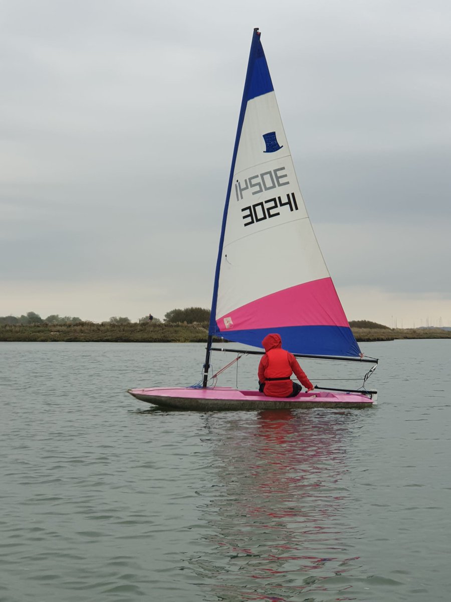 Eyott Sailing Club tweet media