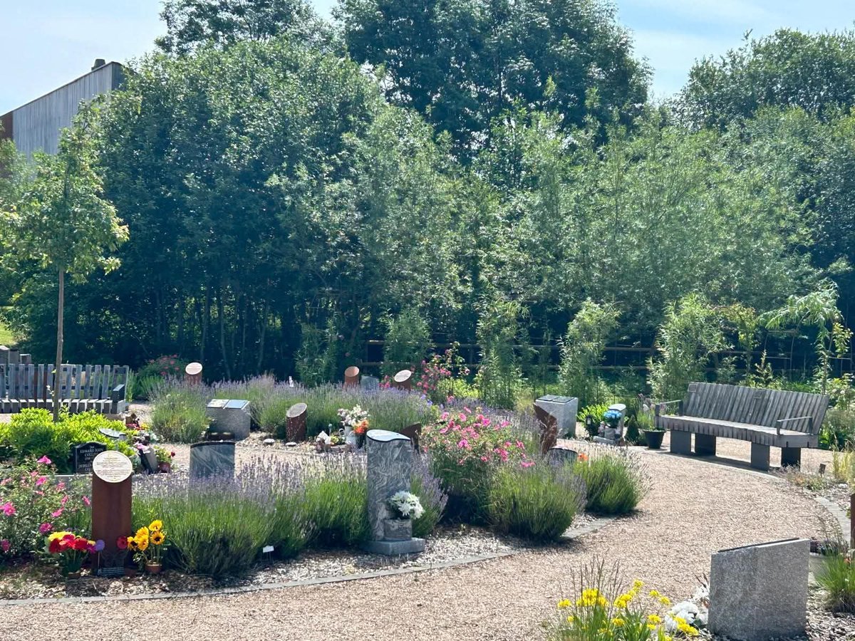 Our Memorial Gardens are open 7 days a week

Please note that the opening times will change on Wednesday. 

🌳 From 1 October to 31 March:  9am to 5pm

cannockcrematorium.co.uk

#cannockchasecrematorium  #cannockchase