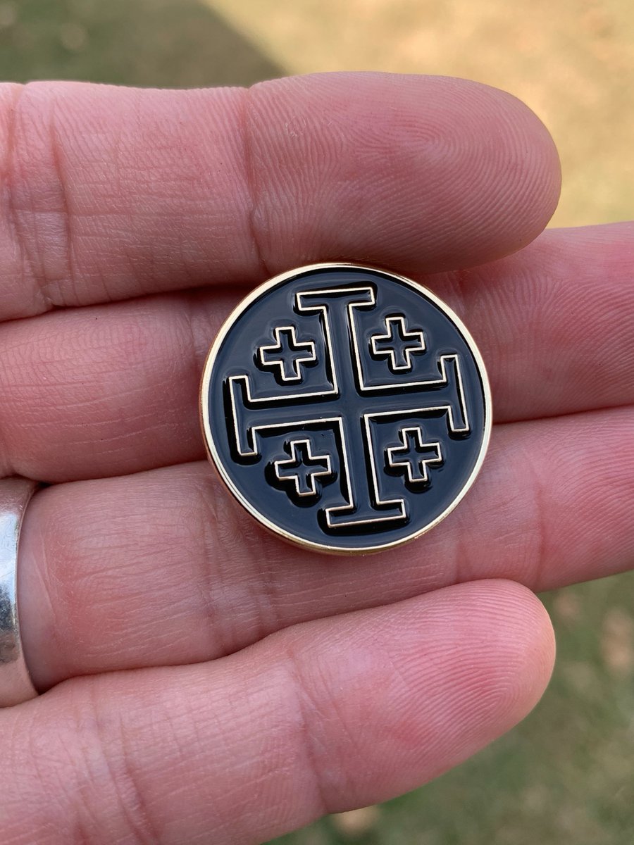 DeusVultLP's tweet photo. Brothers, I have the pleasure of informing you of today's NEW pin launch from #DeusVult: 
The "No Quarter" Jerusalem Cross. 

I've made a number of epic pins so far (IMHO). 
Personally, I think this one is the best. 
And I don't need to explain why. 
#ChristIsKing 
#WeShallHaveOurHomeAgain
#RETVRN 

Link below.