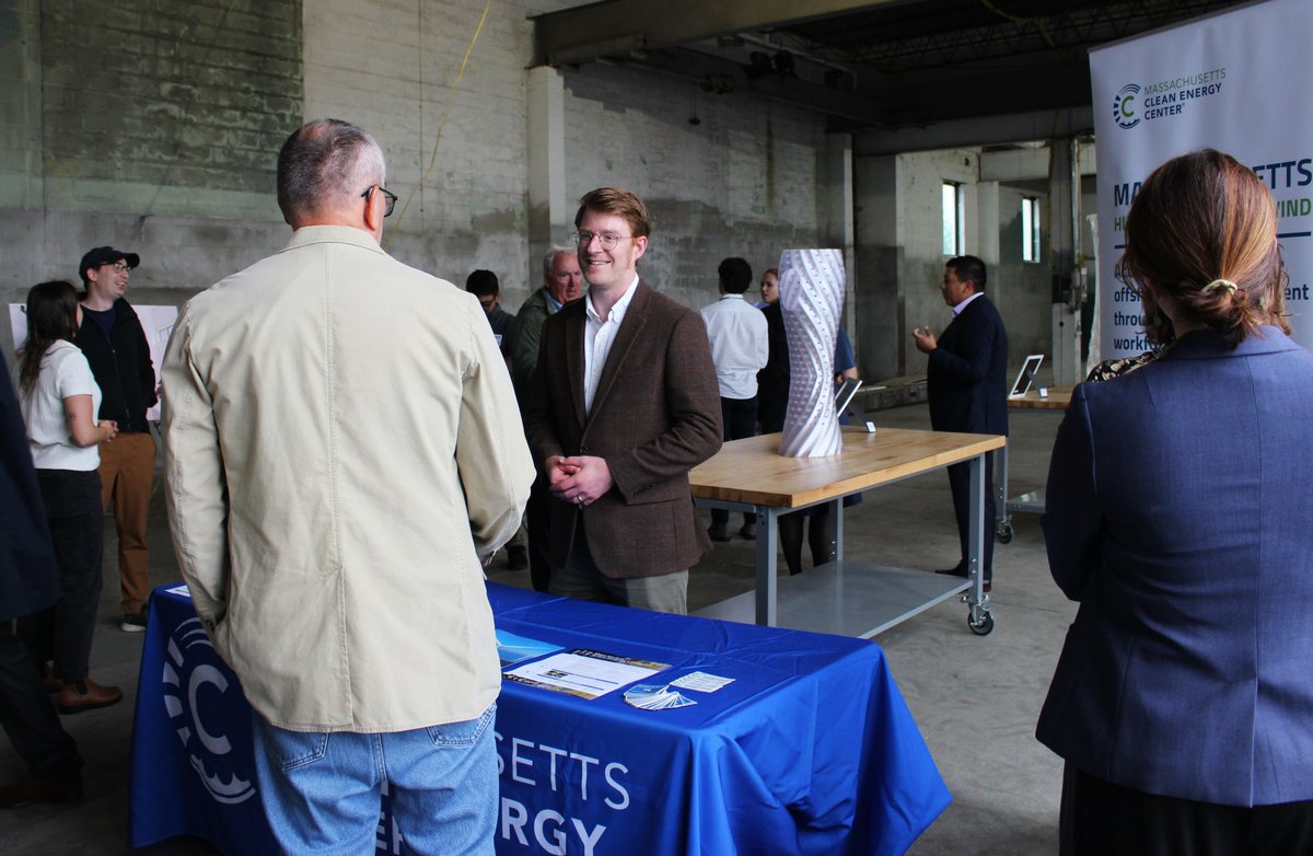 MassCEC's tweet image. During last week’s Climatetech Corridor Roadshow, we announced our first Ocean Innovation Network award recipients at New Bedford Research & Robotics! 🌊
Learn more about the Ocean Innovation Network: bit.ly/4nX07ee
#OceanTech #MAClimatetech #MassCEC