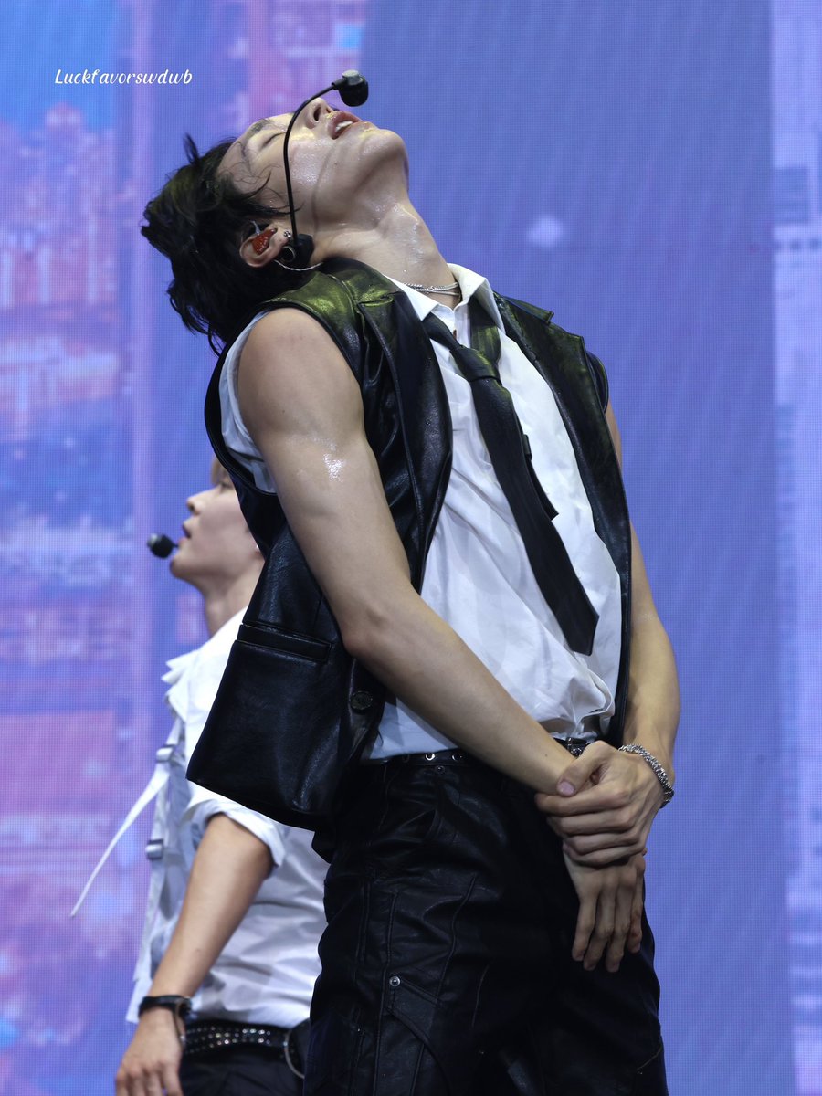 PARK WONBIN IS INSANE 🫠🔥