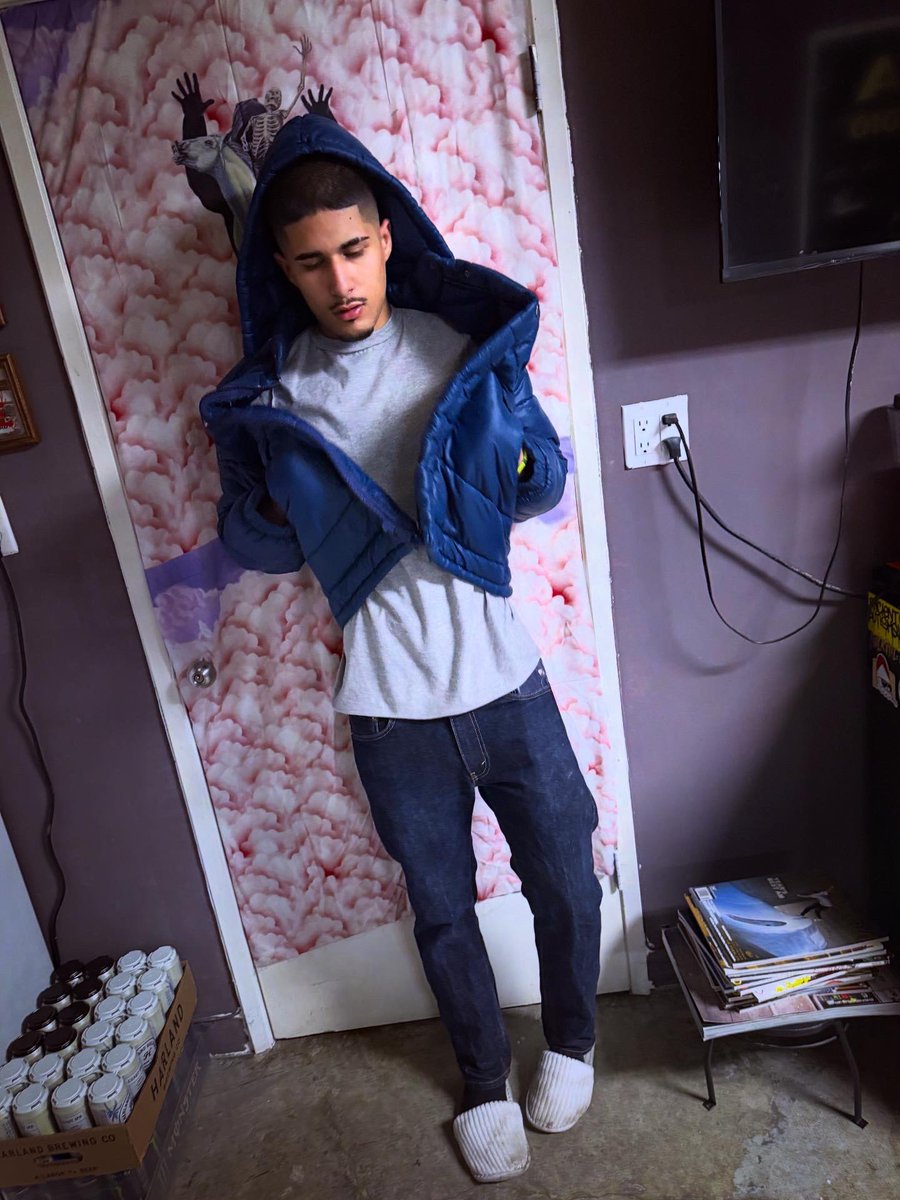 londonssaviour's tweet image. ⛄️