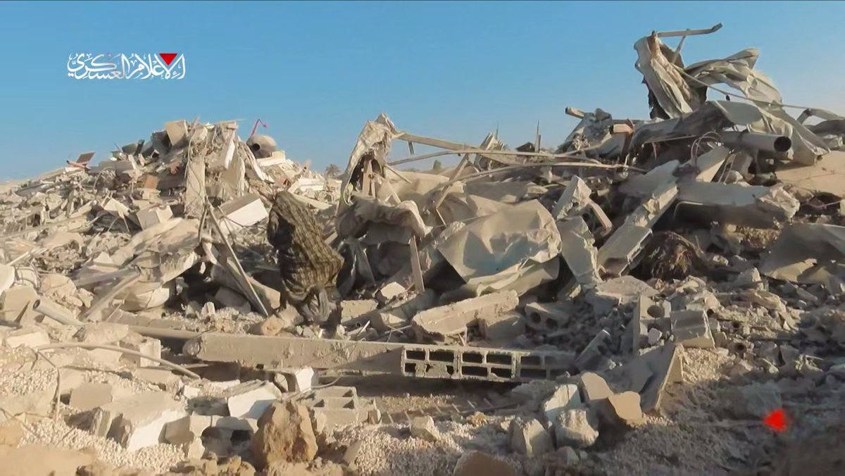 Recent footage from al Qassam Brigades shows a pretty impressive level of improvisational camouflage techniques. For insurgents facing a Israeli forces with extreme overmatch, this isn't something one can discount when it comes to enabling costly hit-and-run raids