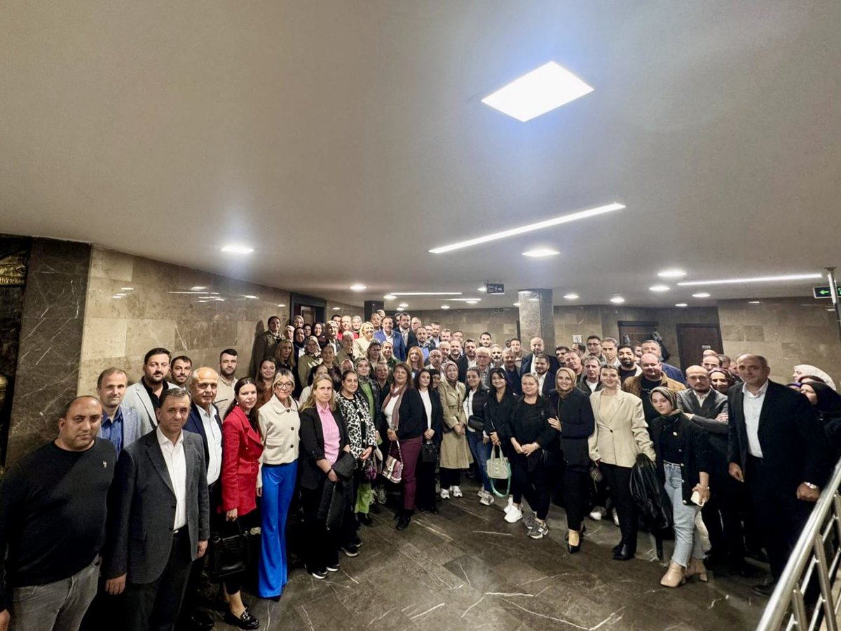 İl Koordinatörümüz Sn. Ali Sevinç ve Genel Merkez Koordinatörümüz Sn. Furkan Topaloğlu’nun katılımlarıyla İl Danışma Meclisi Toplantımızı gerçekleştirdik.

Belediye Başkanlarımız, İlçe Başkanlarımız, Kadın ve Gençlik Kolları Başkanlarımız, Mahalle Başkanlarımız ve kıymetli