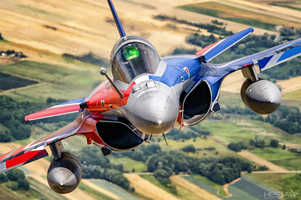 Séance photos à Radom avec le #Rafale Solo Display
Omnirole-rafale.com 
📸 Hesja Air-Art Photography 
facebook.com/share/1DsmMNue…