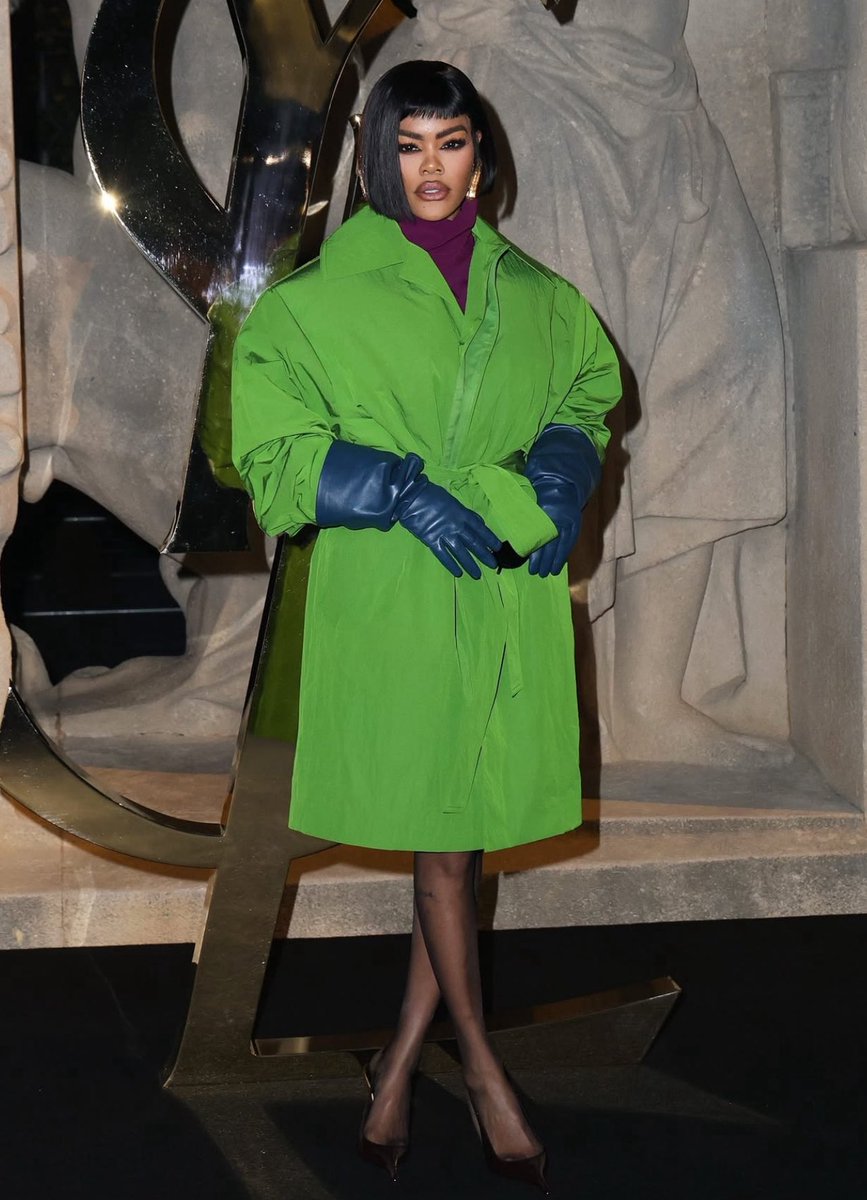 LegendaryLade's tweet photo. Superstar polymath powerhouse Teyana Taylor attends Saint Laurent SS26 wearing FW25 #PFW https://t.co/TClVzq5tcz