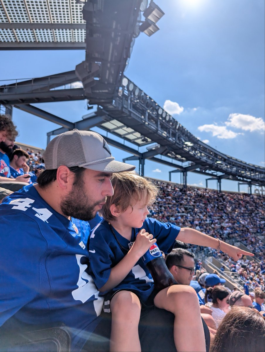 dfc2111's tweet photo. His 4th game, but first win. Let's keep this going. https://t.co/DN1MMUGSiF